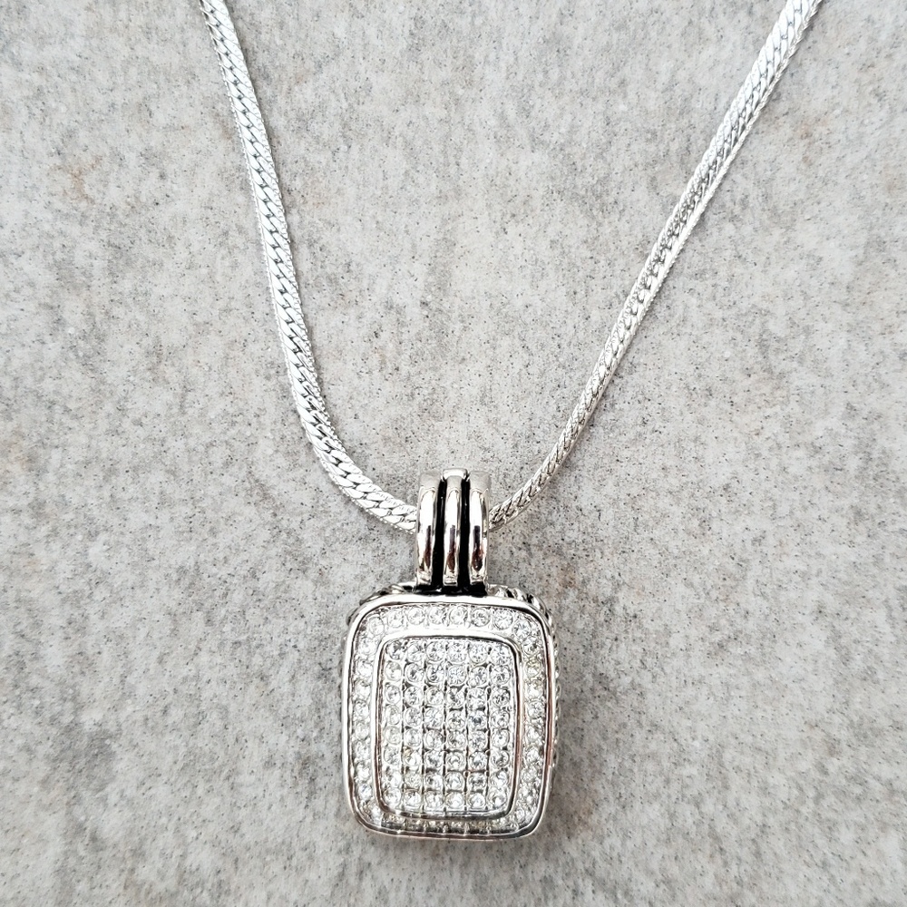 Park Lane Costume Jewelry SIlver Pendant Necklace